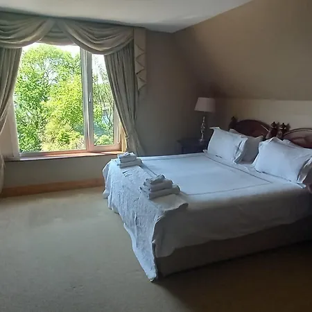Ardsallagh 4*