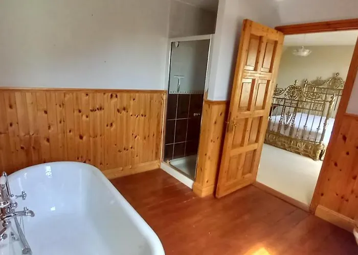 Ardsallagh 4*